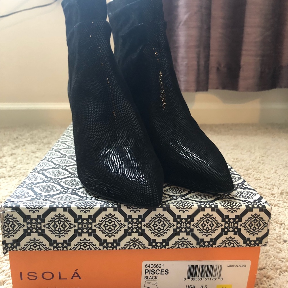 Isola Black Pisces Boots in 8.5